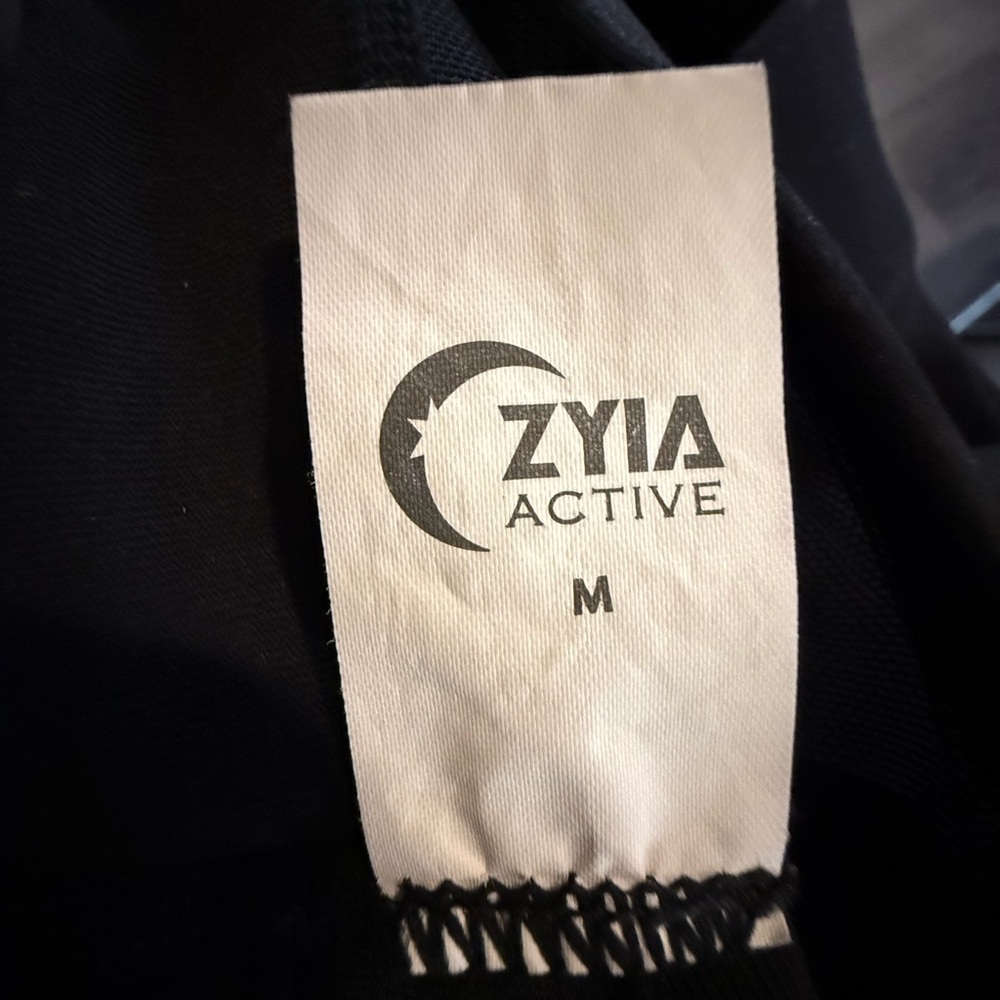 Zyia Active black Sports Bra Pilates Run Walk Everyday wear Confortable Cute - Picture 4 of 5